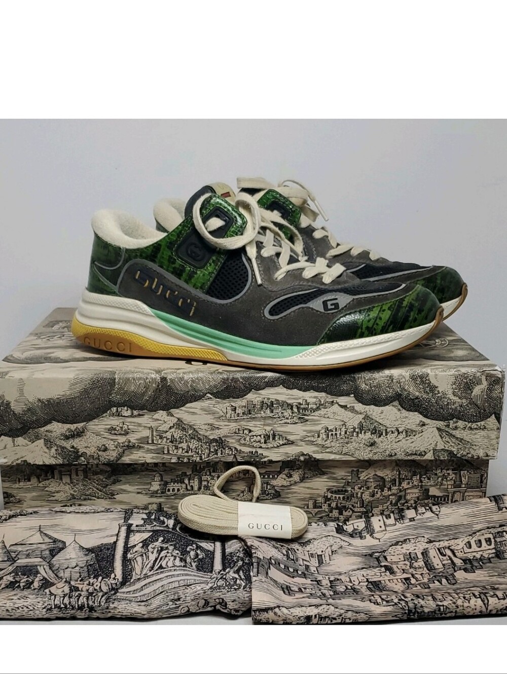 Authentic Gucci Ultrapace Green, Black and Gray Low Top Sneakers Mens 7.5/EU 41